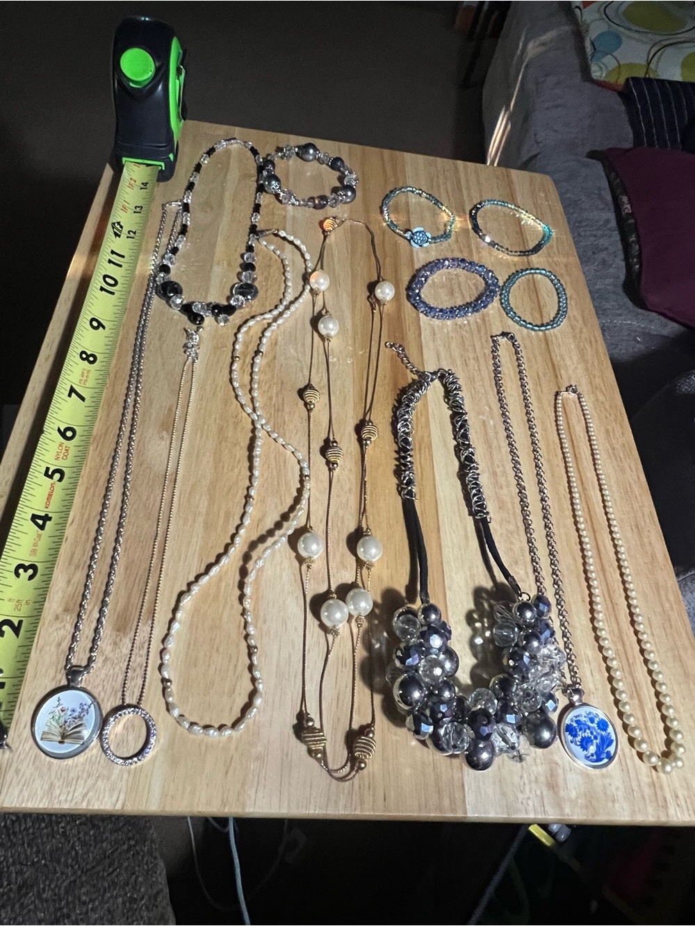 Assorted Women's Silver and Pearl Fashion Necklace Set D97